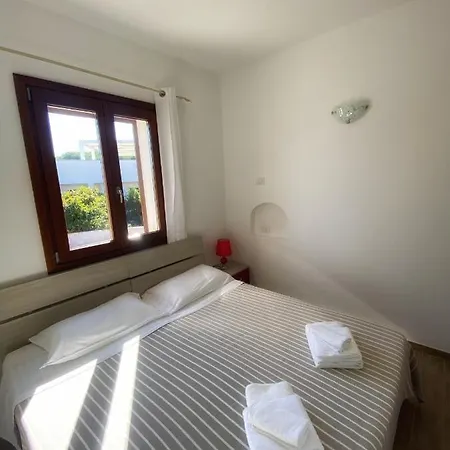 Spina House Near The Beach, With Garden Olbia