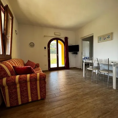 Apartman Spina House Near The Beach, With Garden